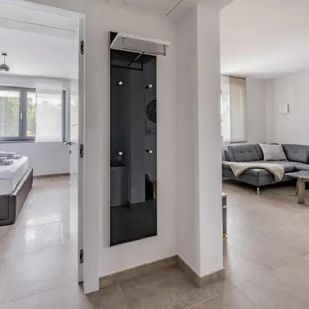 Baden Apartment *