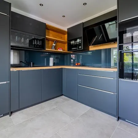 Baden Apartment *
